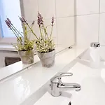 Aranyeso Apartmanhazak No.1