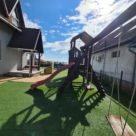 Aranyeso Apartmanhazak No.1 Balatonalmadi