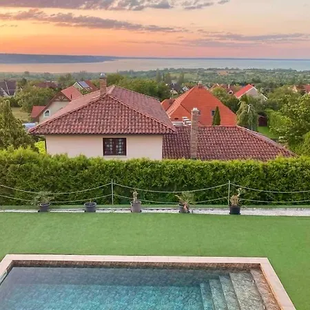 Aranyeso Apartmanhazak No.1 *