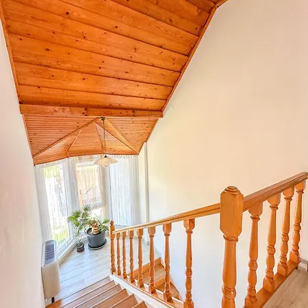 Aranyeso Apartmanhazak No.1 * Balatonalmadi