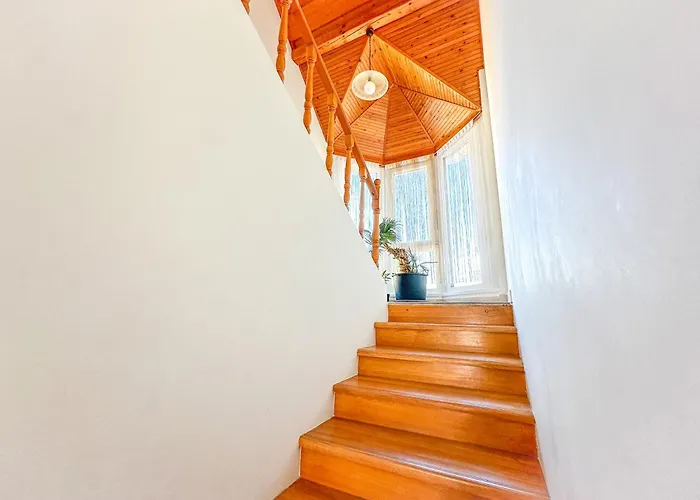 Aranyeso Apartmanhazak No.1