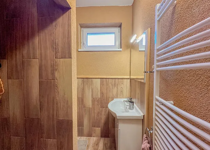 דירה Aranyeso Apartmanhazak No.1 Balatonalmádi