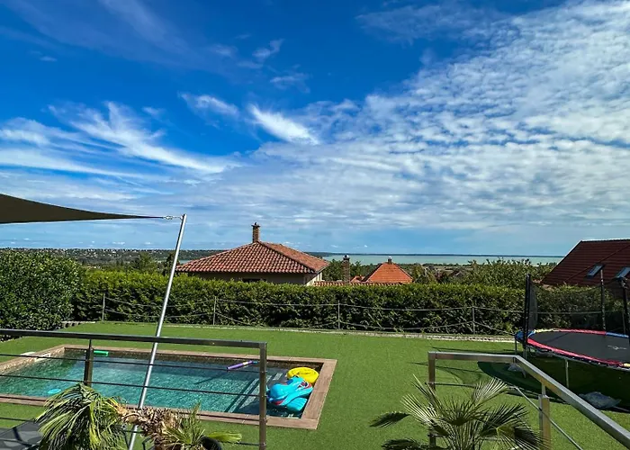 Aranyeso Apartmanhazak No.1 Appartement Balatonalmádi