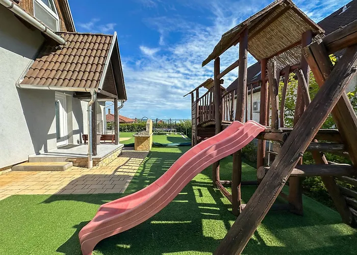 Aranyeso Apartmanhazak No.1 Балатональмади